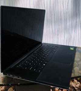 Dell Precision 5540 4K Workstation