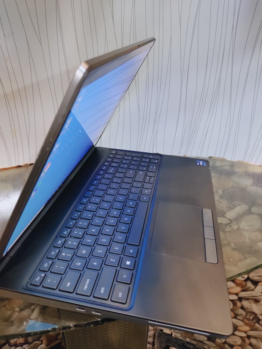 Dell Precision 7560 Extreme Workstation