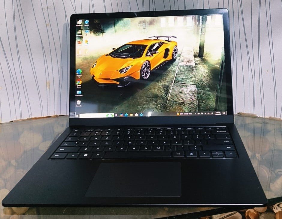 Microsoft Surface Laptop 5 (13.3" 2K Touch) - Image 4